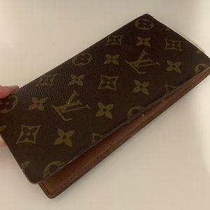 LV Women Long Wallet
